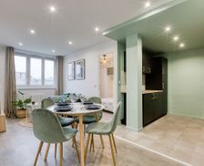 France Île-de-France Bobigny vacation rental compare prices direct by owner 29262741