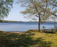 United States Maine Orland vacation rental compare prices direct by owner 28540205