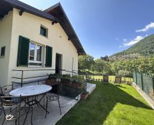 Italy Lombardia Sant'Anna vacation rental compare prices direct by owner 29175782