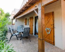 France Occitanie Gruissan vacation rental compare prices direct by owner 28699486