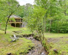 United States North Carolina Franklin vacation rental compare prices direct by owner 27176046