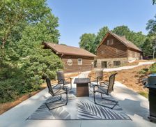 United States North Carolina Hickory vacation rental compare prices direct by owner 27177987