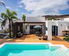 Spain Canary Islands Yaiza vacation rental compare prices direct by owner 4700396