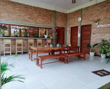 Indonesia Sumatra Medan vacation rental compare prices direct by owner 13811366