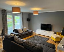 United Kingdom Lanarkshire East Kilbride vacation rental compare prices direct by owner 23762302