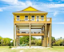 United States Texas Crystal Beach vacation rental compare prices direct by owner 25888907