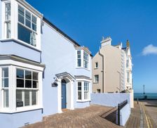 United Kingdom Wales Tenby vacation rental compare prices direct by owner 17994319