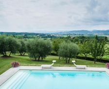 Italy Toscana Lucignano vacation rental compare prices direct by owner 3916767