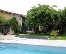 France  Fontclaireau vacation rental compare prices direct by owner 29925174