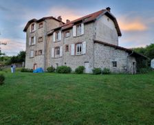 France Limousin Saint-Amand-Jartoudeix vacation rental compare prices direct by owner 12993470