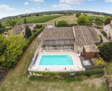 France Nouvelle-Aquitaine Saint-Méard-de-Gurçon vacation rental compare prices direct by owner 5426397