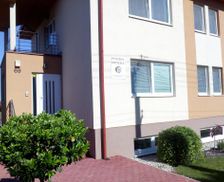 Slovakia Nitriansky kraj Oponice vacation rental compare prices direct by owner 26375078