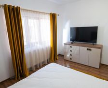 Romania Hunedoara Petroşani vacation rental compare prices direct by owner 26018816