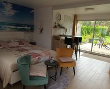 France Picardy Favières vacation rental compare prices direct by owner 13920630