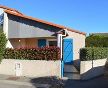 France Occitanie Saint-Cyprien vacation rental compare prices direct by owner 5060606