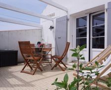 France Pays de la Loire Noirmoutier-en-l'Île vacation rental compare prices direct by owner 19724280