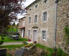 France Auvergne Cubelles vacation rental compare prices direct by owner 26661393