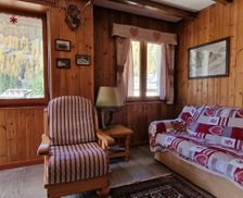 Italy Valle d'Aosta Gressoney-Saint-Jean vacation rental compare prices direct by owner 25240166