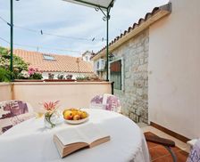 Croatia Ciovo Island Trogir vacation rental compare prices direct by owner 26361730