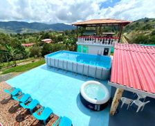 Colombia Valle del Cauca Dagua vacation rental compare prices direct by owner 13108364