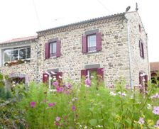 France Auvergne-Rhône-Alpes Saint-Just-prés-Brioude vacation rental compare prices direct by owner 23573100