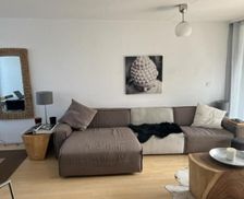 Netherlands Zuid-Holland Alphen aan den Rijn vacation rental compare prices direct by owner 26226602