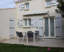 France Nouvelle-Aquitaine Saint-Pierre-d'Oléron vacation rental compare prices direct by owner 5508645