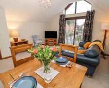 United Kingdom Gloucestershire Cheltenham vacation rental compare prices direct by owner 36268353