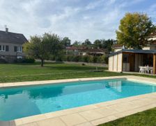 France Auvergne Maurs vacation rental compare prices direct by owner 6258190