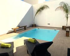 Spain Lanzarote Ye vacation rental compare prices direct by owner 35599533