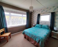 New Zealand Wellington Otaki Beach vacation rental compare prices direct by owner 26329526