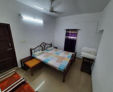 India Uttar Pradesh Lucknow vacation rental compare prices direct by owner 25217211