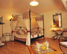 France Champagne - Ardenne Festigny vacation rental compare prices direct by owner 13898205