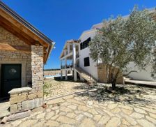 Croatia Sibenik-Knin County Ðevrske vacation rental compare prices direct by owner 28087306