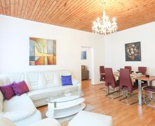 Austria Wien Margareten vacation rental compare prices direct by owner 4077259
