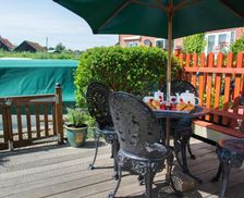 United Kingdom Norfolk Wroxham vacation rental compare prices direct by owner 5002000