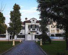 Italy Veneto Mogliano Veneto vacation rental compare prices direct by owner 8546968