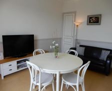 France Picardy Mers-les-Bains vacation rental compare prices direct by owner 13128960