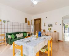 Italy Apulia Torre Lapillo vacation rental compare prices direct by owner 28594012