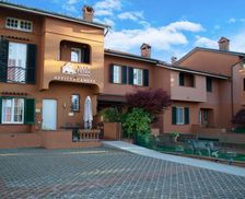 Italy Lombardy Osio Sotto vacation rental compare prices direct by owner 13895199