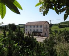 France Burgundy Moux-en-Morvan vacation rental compare prices direct by owner 13645291