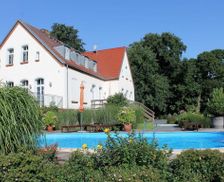 Germany Mecklenburg-Pomerania Viereck vacation rental compare prices direct by owner 13004008