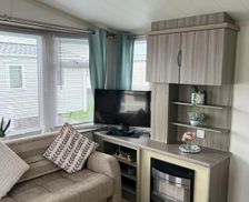 United Kingdom Clwyd Abergele vacation rental compare prices direct by owner 36309037