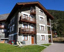 Italy Valle d'Aosta Brusson vacation rental compare prices direct by owner 14934209