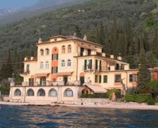 Italy Gardasee (Venetien) Castelletto di Brenzone vacation rental compare prices direct by owner 6561977