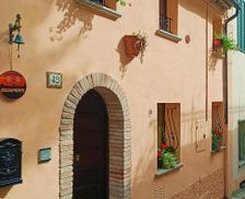 Italy Marche Arcevia vacation rental compare prices direct by owner 13666976