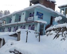 India Uttarakhand Munsyari vacation rental compare prices direct by owner 26904252