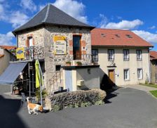 France Auvergne Rézentières vacation rental compare prices direct by owner 19452829