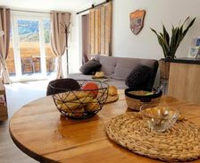 France Provence-Alpes-Côte d'Azur Castellane vacation rental compare prices direct by owner 27076861