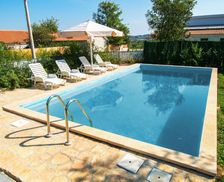 Croatia Zadar County Lišane Tinjske vacation rental compare prices direct by owner 26545586